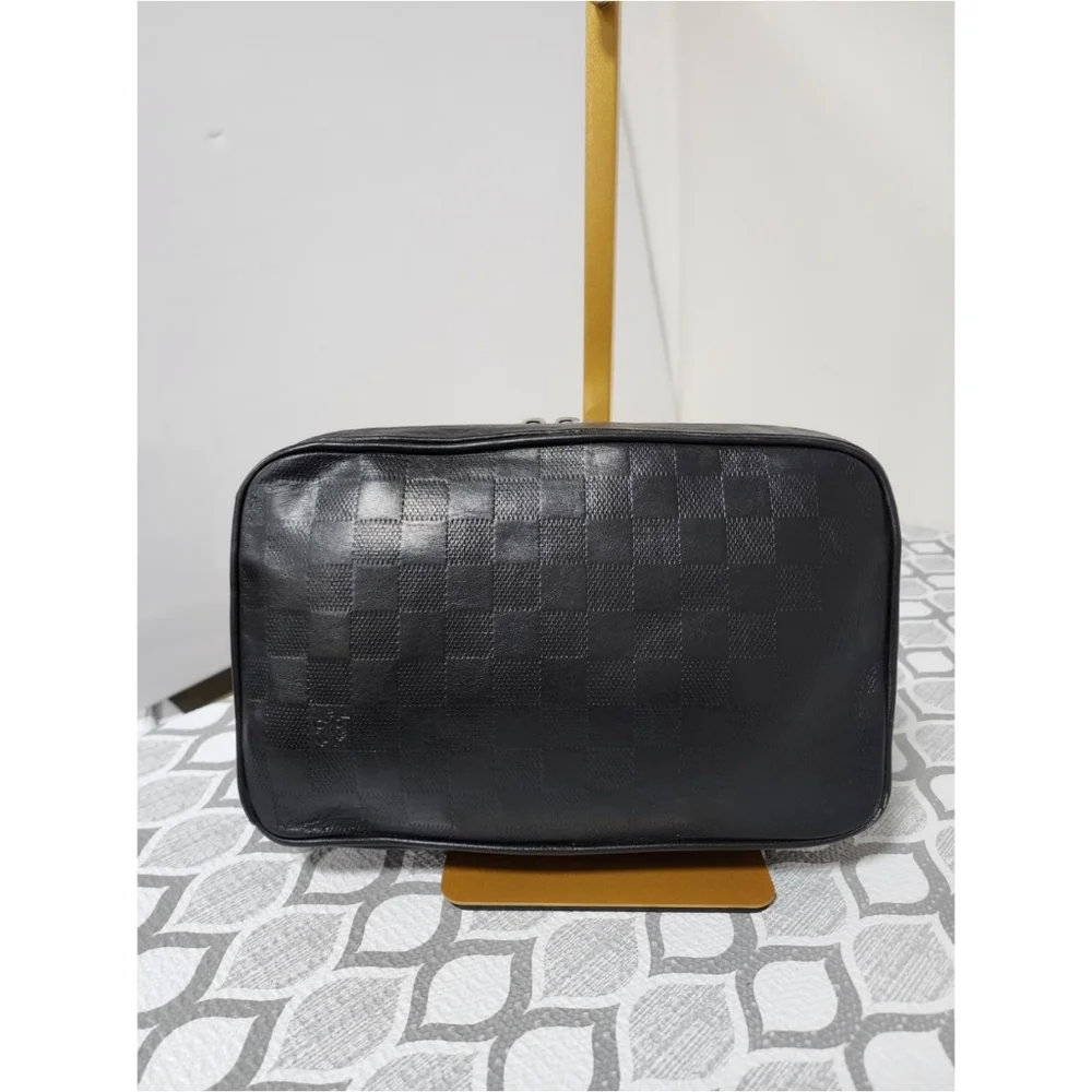 Louis Vuitton Damier Infini Minaudière Clutch Black